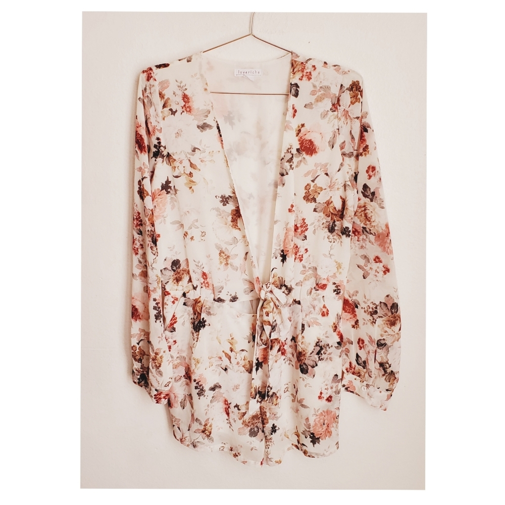 ⬇️Love Riche Floral Long Sleeve Rompers Sz L